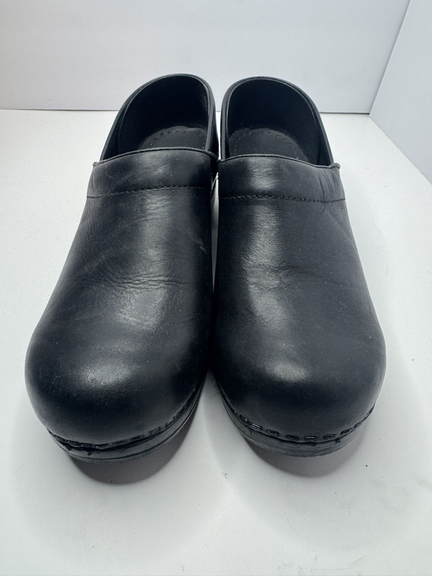 Sanita Professional Black Leather Clogs Women's Size EU38
