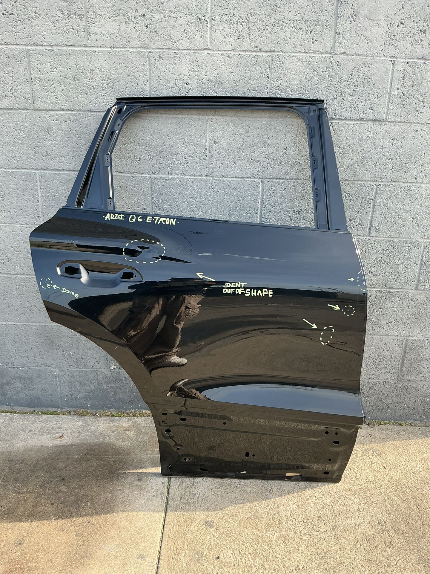 2025- 2026 AUDI Q6 E-TRON - REAR PASSENGER SIDE DOOR OEM