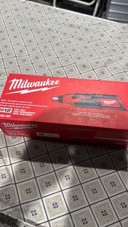 Cordless rotary too Milwaukee