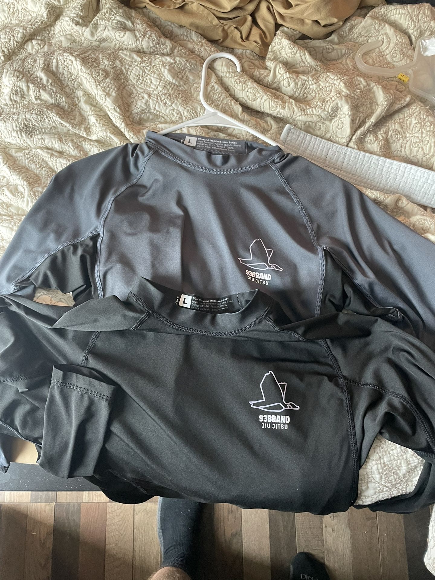 2 Large 93brand Rash Guard BJJ