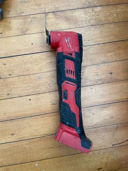 Milwaukee M18 Multitool