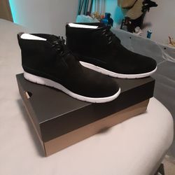 Mens Ugg Freamon 9.5 Boots