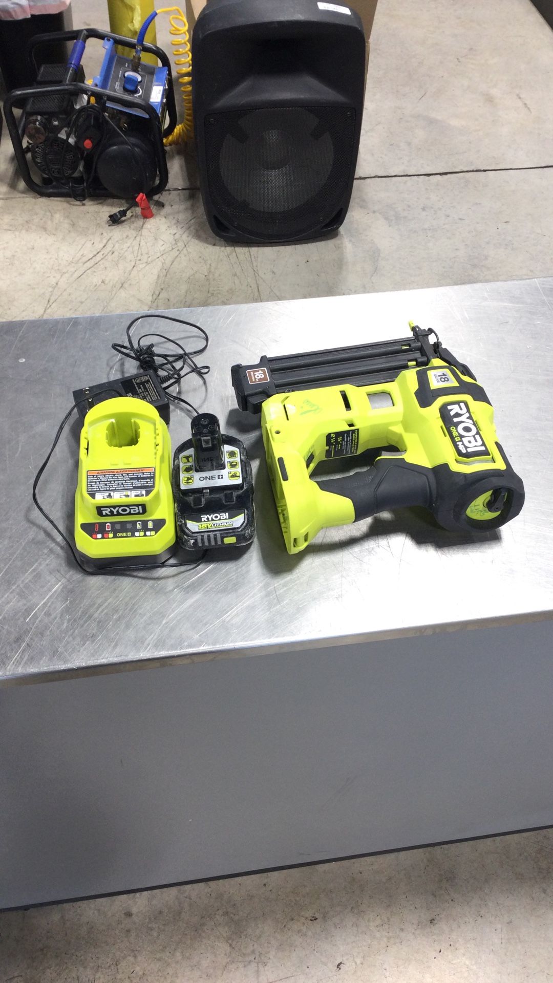 Ryobi 18 Gauge Nailer w/ Battery & Charger