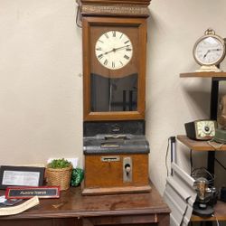 THE COMPUTING SCALE CO. Punch Clock 