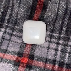 White Ear Pods