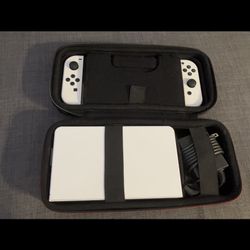 Switch OLED, 2 Games, SD Card, Straps, Case 