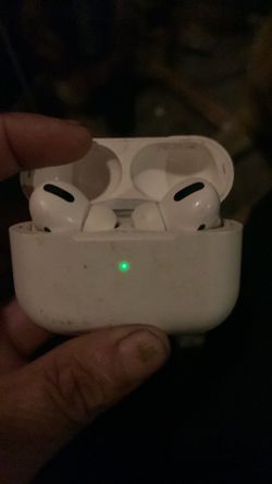 AirPods Pro A2083