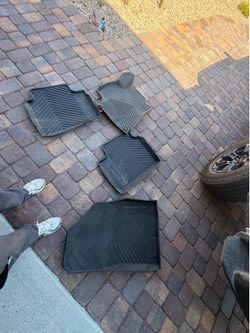 Hyundai Elantra all weather mats