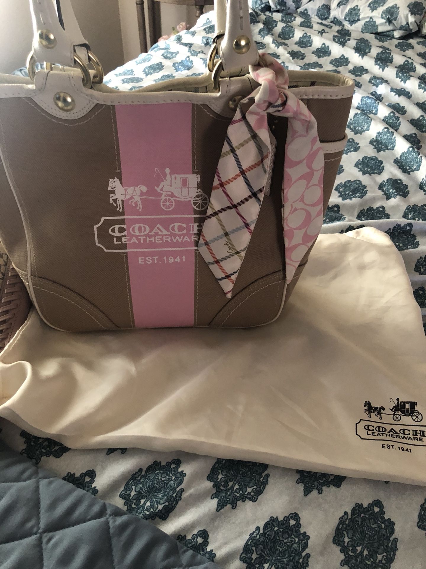 New coach Hamilton bag