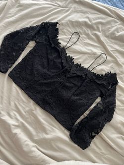 Black Lace Crop Size Large 