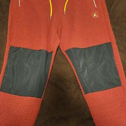 Nike Size XL Air Jordan Men's Winter Sherpa Joggers Pants Cherrywood Red