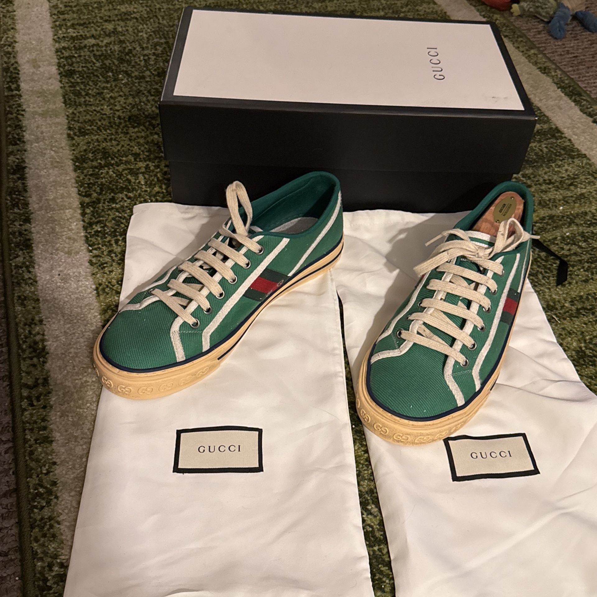 Gucci Sneakers