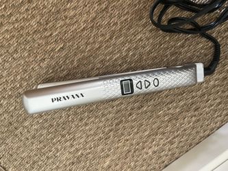 Pravana Ceramic Straight Iron
