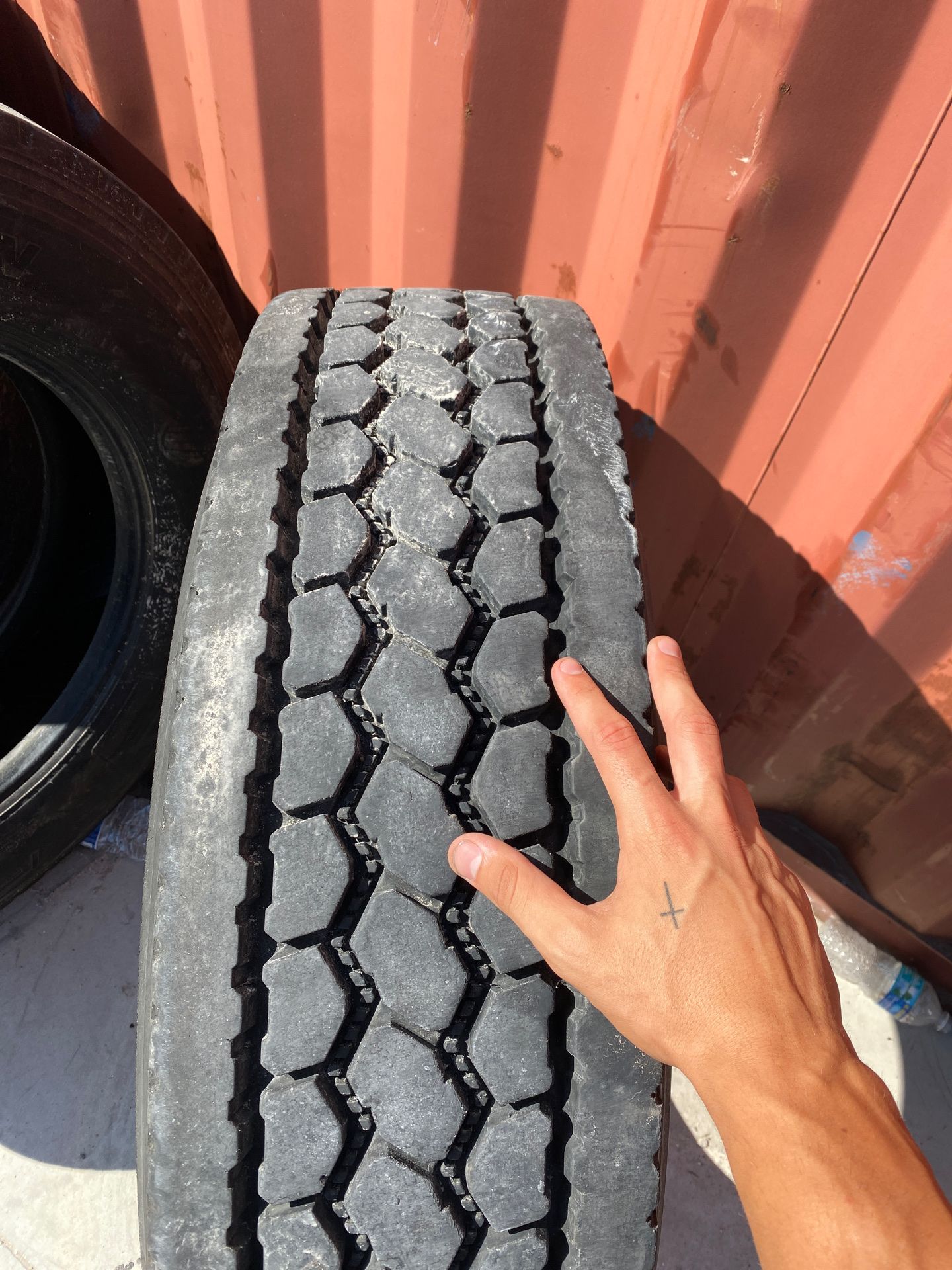 Used/new semi truck tires commercial tires for Sale in Orlando, FL