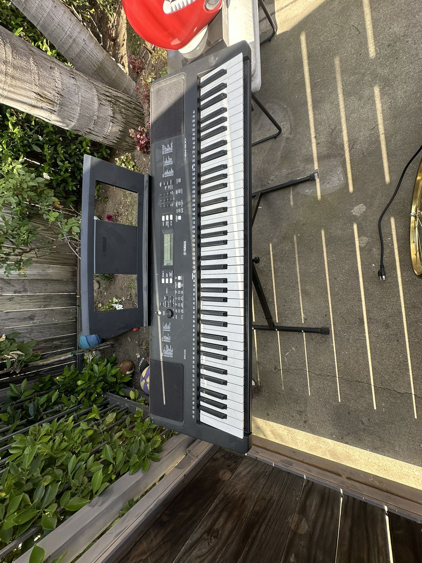 Yamaha Electric Keyboard and comes with the stands. Condition is good. Missing Charger For Piano