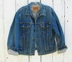 Levis Jean Jacket 60$