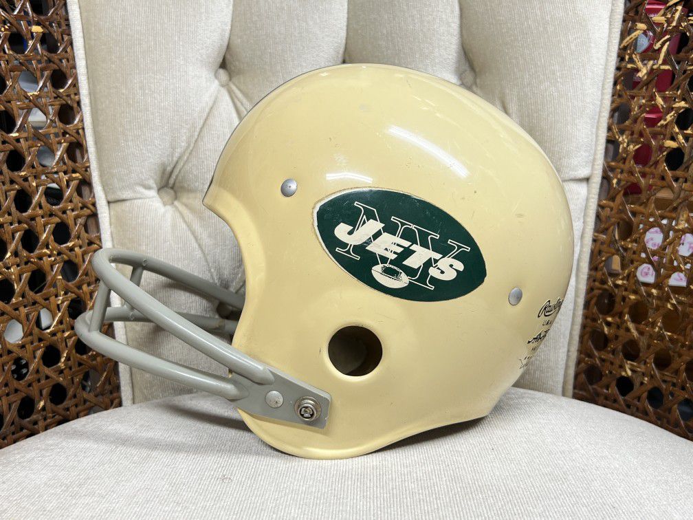 Vintage 1969 New York Jets Football Full Size Helmet Rawlings HNFL Large  for Sale in East Providence, RI - OfferUp