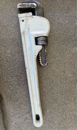 Heavy Duty Pipe Wrench