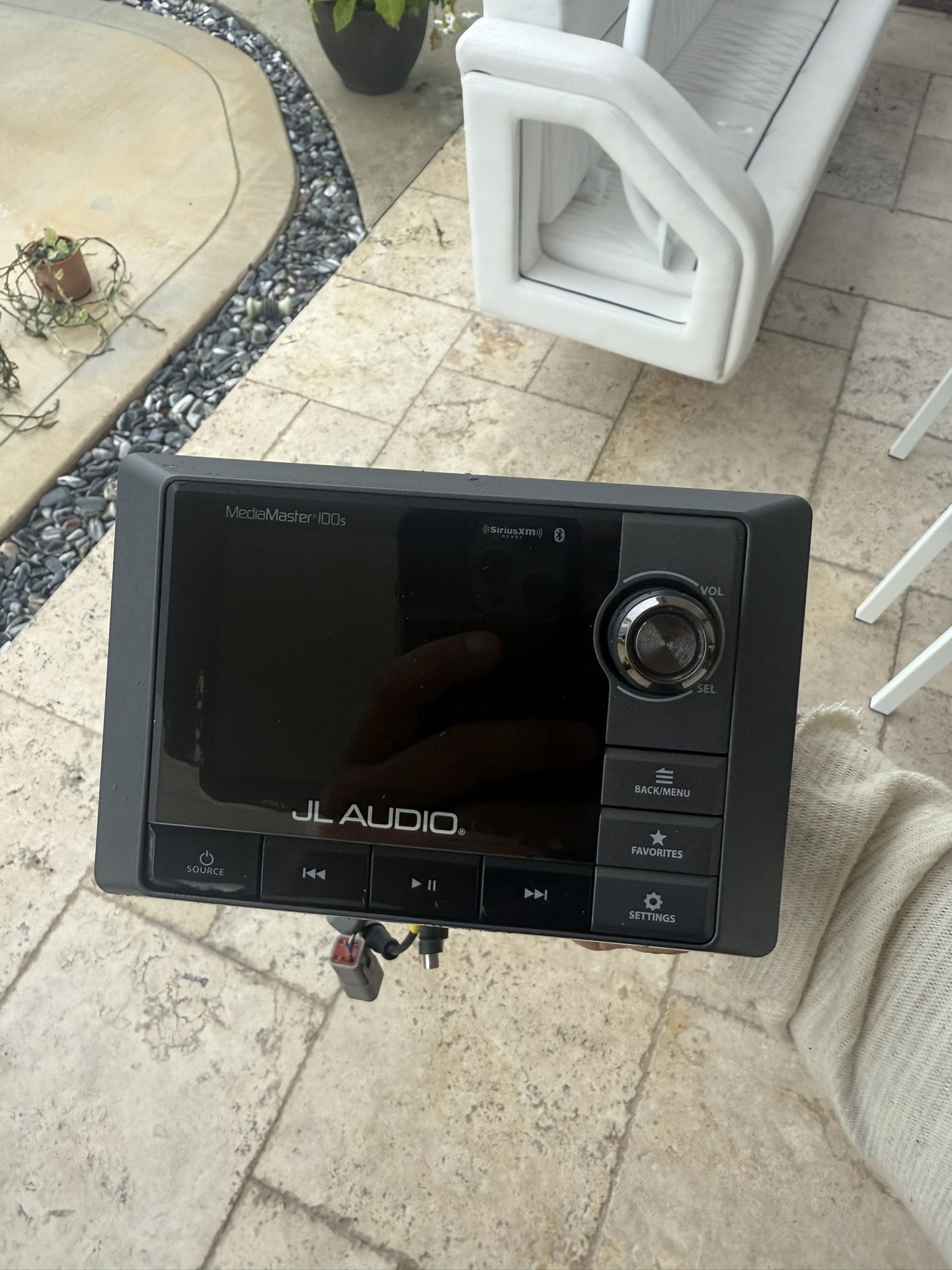 Jl Audio Media Master 100