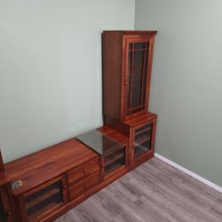 6 Piece Cabinet/TV Stand Furniture 