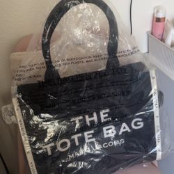 Marc Jacob’s Large Tote Bag 