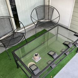 Outside Seating Set Up