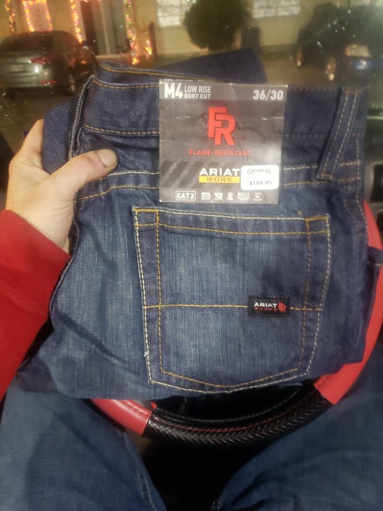 Men's 36x30  Ariat M4 FR Low Rise/Boot Cut (Fire Resistant) CAT 2 Work Jeans