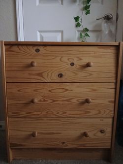 Small 3 Drawer Dresser