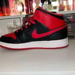 Air Jordan 1 Mid 'Alternate Bred' OBO