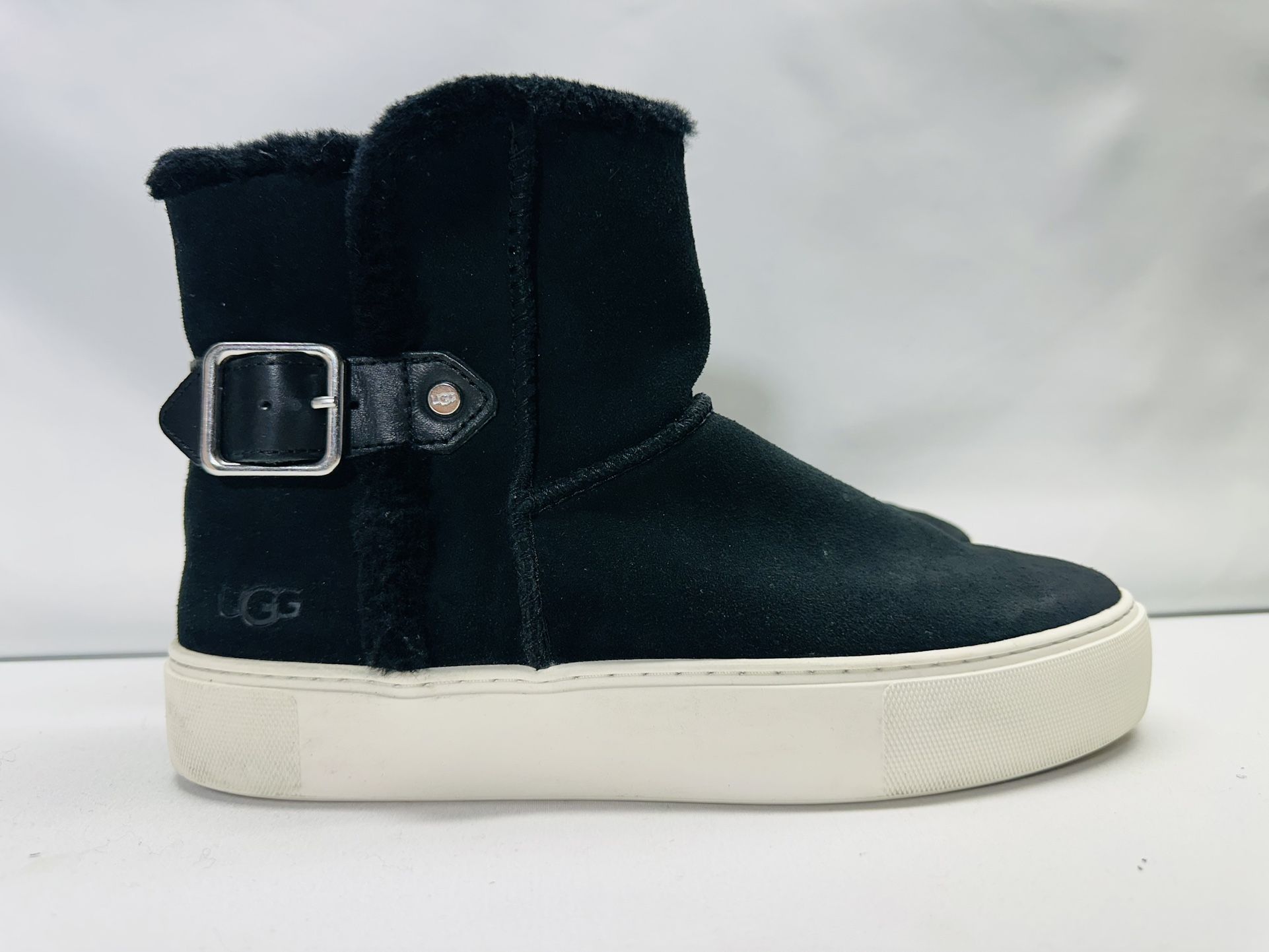 UGG Aika Suede Nubuck Sheep Wool Women Size 8.5 Black Classic Ankle Winter Sneaker Boots