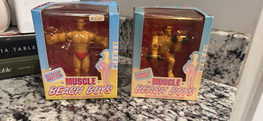 Push-up Preston and dumbbell Dwayne vintage wind up toys