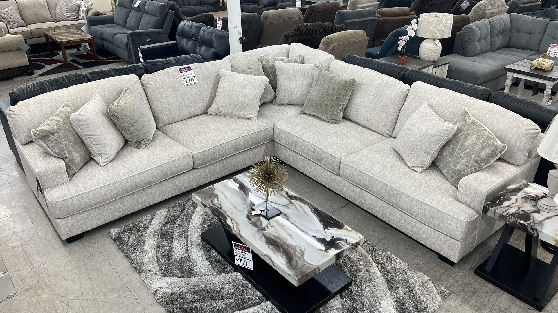 SALE❗️Beige 3-Piece Sectional BRAND NEW