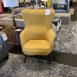 Franky Curry Accent Chair 