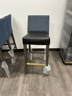 Brand New Designer Barstools Made in Canada ISA International Timberly Bar Stool  - Qty 7