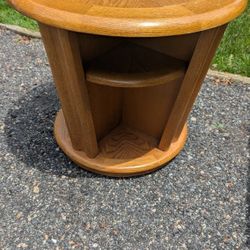 Wood Coffee Table/End Table