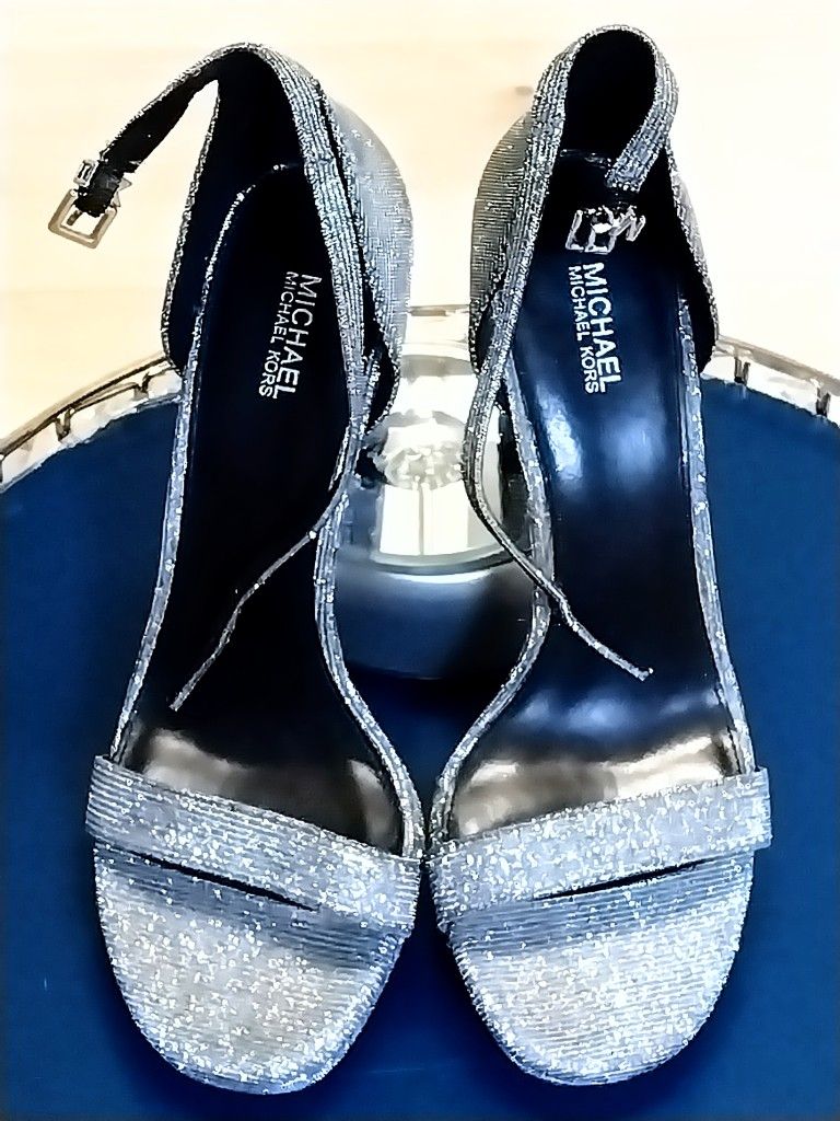 Michael Kors. The Margot Glitter Collection. SZ: 8M