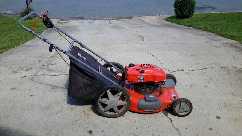 Scotts 3 in 1 Convertible Mulching Lawn Mower