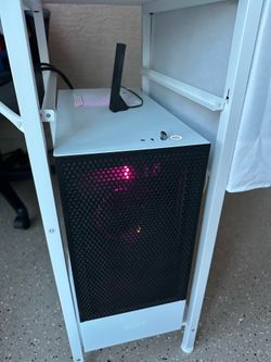 Gaming pc (VERY GOOD SPECS)