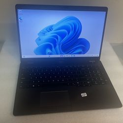 Dell Latitude 5500 14" i5-8265U 8GB Ram 256GB SSD  Windows 11 Pro .AC Adapter .  Excellen battery health . The item have been tested, and are guarante
