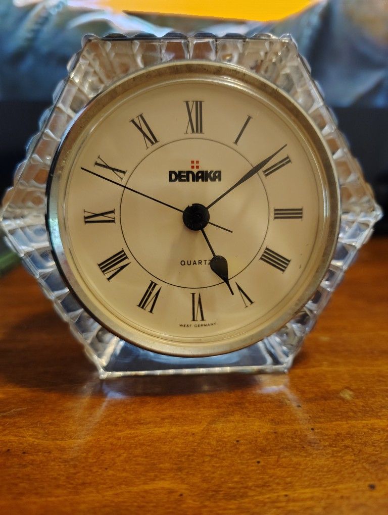 Vintage 1980's DENAKA Hexagon Lead Crystal Quartz Mantle Shelf Clock. W.Germany