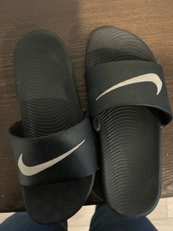 Youth Nike slides