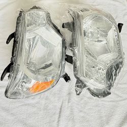 2012-2015 Toyota Tacoma Headlights Pair