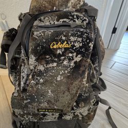 Cabelas Rifle And Bow Backpack 42 Liter