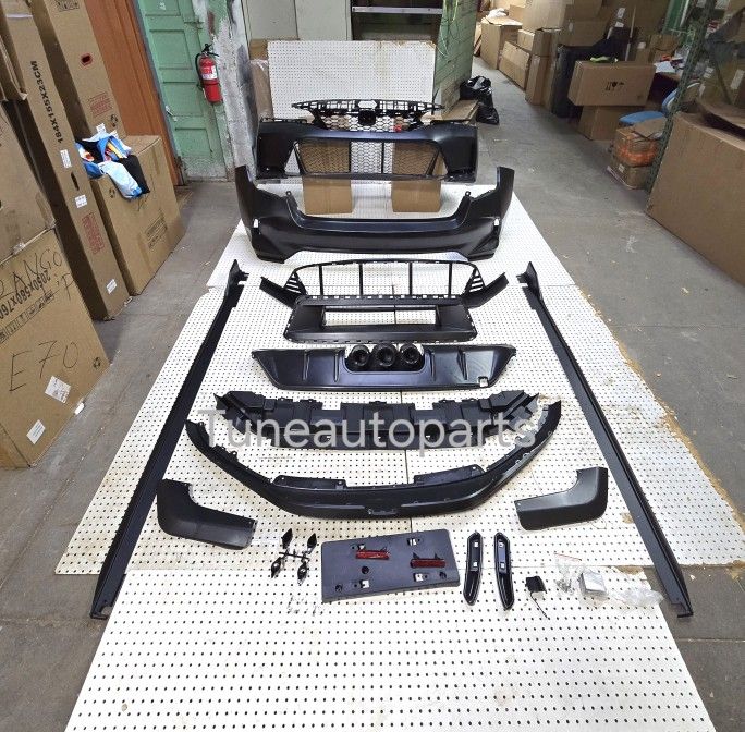 Honda Civic Bumpers Body kit R Type facelif yofer style side skirts diffuser 2022-2026 11 generation