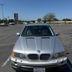2002 BMW X5 V8 
