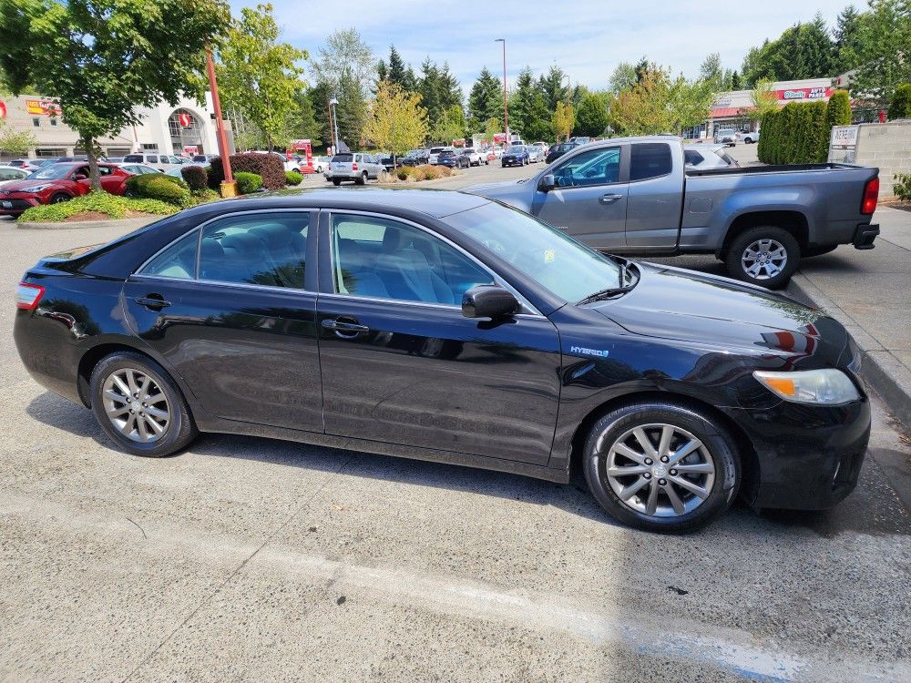 2011 Toyota Camry Hybrid