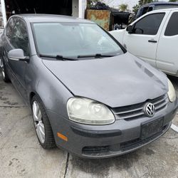 2009 VW Volkswagen rabbit golf for parts