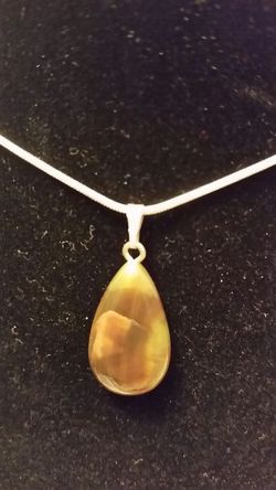 Brown agate teardrop stone pendant
