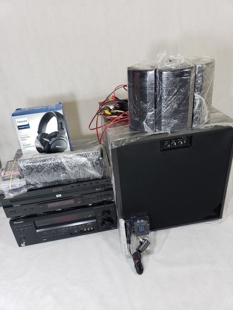 Free delivery Pioneer VSX-D814+Pioneer elite DV-C36 with JVC speakers