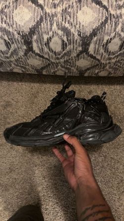 Balenciaga rnnrs